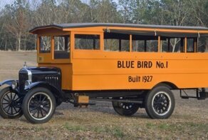 Эволюция школьных автобусов за 100 лет: автомобили для доставки детей в учебные заведения