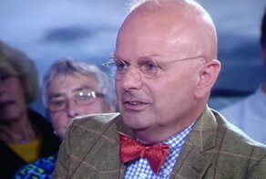 20 человек, которым стоит сменить стилиста