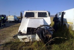 Столкновение Opel и инкассаторского автомобиля (4 фото)