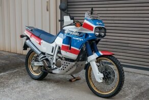 Honda Africa Twin  — капсула времени, которая 30 лет простояла в музее