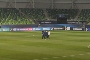 «Сектор Газа» перед матчем сборной России на чемпионате Европы