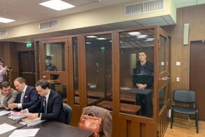 Блогера, устроившего массовое ДТП, отпустили в здании суда