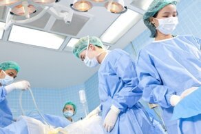 Японцы провели уникальную операцию на легких у больного коронавирусом