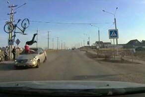 Жуткое ДТП: в Магнитогорске водитель на полном ходу сбил юного велосипедиста