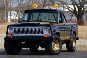 Jeep J10 Golden Eagle — у нас был "Белый орёл", а у американцев - Золотой