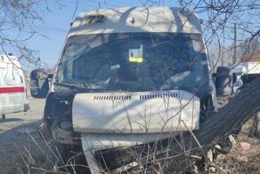 Авария дня.  ДТП с маршруткой в Челябинске