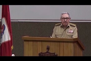 Заканчивается "эпоха Кастро": в отставку подал первый секретарь коммунистической партии Р. Кастро