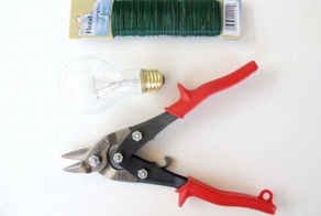 Вторая жизнь для лампочки (4 фото)