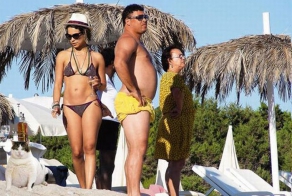 Угадайте, кто этот человек? (7 фото)