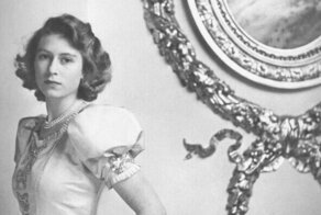 20 черно-белых портретов королевы Елизаветы II в молодости, 1940-е годы