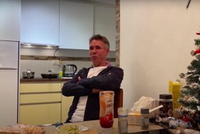 Как живет скандальный актер Алексей Панин: недвижимость в Испании и Москве