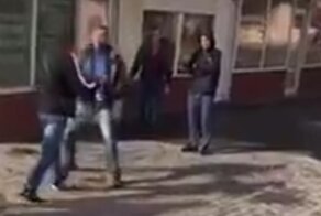 Школа пьяного мастера:  удар под хвост дракону