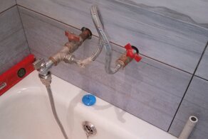 Забудьте всё, чему вас учили немецкие фильмы. Смесительные будни сантехника