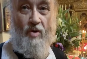 Священник в московском храме ударил прихожанина за фотографию иконостаса