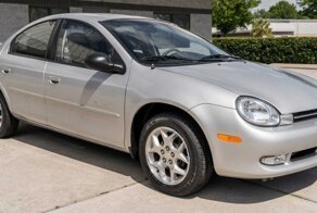 Последний когда-либо произведенный Plymouth ― это  Neon LX 2001 года, и он продается