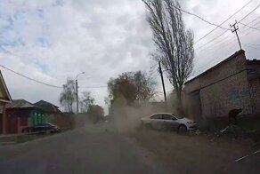 Авария дня. В Башкирии водитель «Поло» погиб, врезавшись в дерево