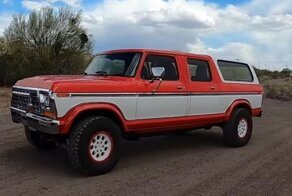 Четырехдверный Ford Bronco 1979 года — это Raptor F150 с наддувом