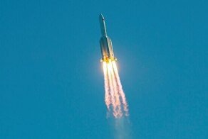 Обломки ступени китайской ракеты "Чанчжэн-5Б" упали в Индийский океан