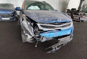 Битые машины каршеринга на примере Kia Rio X-Line