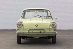 Не нравятся современные BMW с огромными "ноздрями"? Есть вариант вообще без "ноздрей"