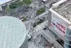 Сделано в Китае: небоскрёб затрясся и накренился