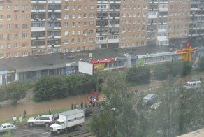 Водители тонут на российских дорогах (6 фото)