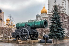 Как Царь-пушку заряжали ядрами?