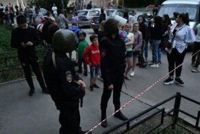 Следственный комитет показал видео задержания екатеринбургского стрелка