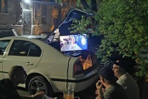 Как россияне болели за клуб Абрамовича в финале Лиги Чемпионов