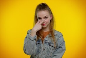 Чувствовать затылком: почему люди ощущают чужой взгляд, не видя смотрящего?