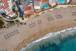 Курорт Ибица пустует из-за ограничений: фоторепортаж