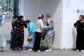 Цыганки средь бела дня ограбили пенсионерок в Челябинске