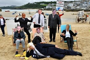 Экоактивисты пытаются достучаться до G7