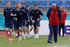 Без резких движений: какой состав выставить Черчесову на игру с Финляндией?