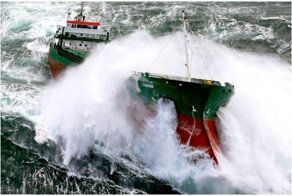 С праздником: 25 невероятных фото из жизни  моряков