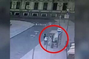 Стендап-комика Мирзализаде избили за шутку о русских и "об*****ном матрасе"