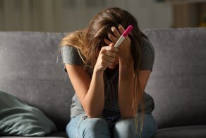 "Изнасилование не является причиной для аборта": митрополит Илларион ответил на вопрос зрительницы