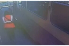 В Екатеринбурге трамвай сбил женщину-кондуктора