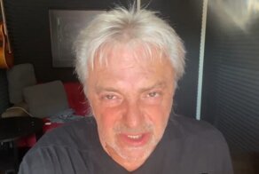 "Никогда не плясал ни под чью дудку": Кинчев раскритиковал власти Питера за двойные стандарты