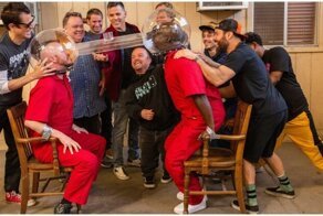 Боль, трэш и угар: первый трейлер новой части «Чудаков»