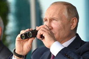 Путину показали новейший истребитель "Шах и мат"