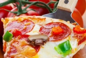 Заключённые взяли тюремную охрану в заложники и потребовали пиццу с шашлыком