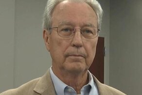 Американский чиновник назвал чернокожую коллегу "домашним ниггером"