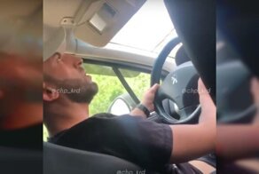 Краснодарский таксист пришел в восторг от пассажирки и занялся самоудовлетворением прямо за рулем