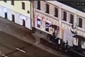 В киргизском посольстве в Москве дипломат подрался с посетителем