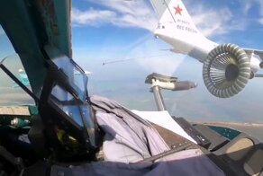 Красивое авиационное видео: Ил-78 "подкармливает" малышей