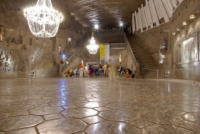 Соляная шахта в Величке - подземный соляный собор (24 фото)