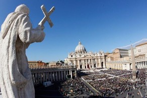 Папа, где Христос? (4 фото)