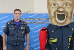 Тульского Пряника приняли в МЧС, чтобы научить детей правилам безопасности
