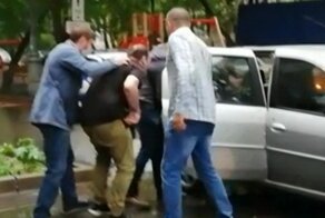 Награда нашла героя